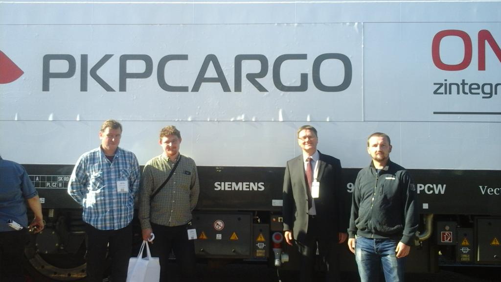 EURAILmag's tweet photo. #Trako2015 just discovered #Siemens #Vectron MS loco for #PKP Cargo thank you team #Siemens! @RollingOnRails http://t.co/o2YHLaxDlK