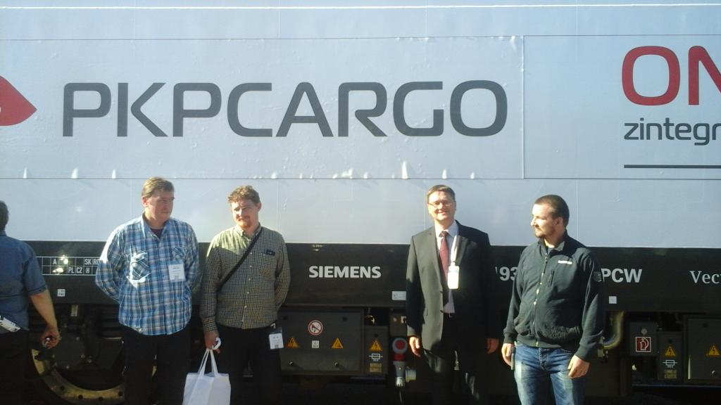 LesleyEURAILmag's tweet photo. #Trako2015 just discovered #Siemens #Vectron MS loco for #PKP Cargo thank you team #Siemens! @RollingOnRails http://t.co/8G25933xZ6