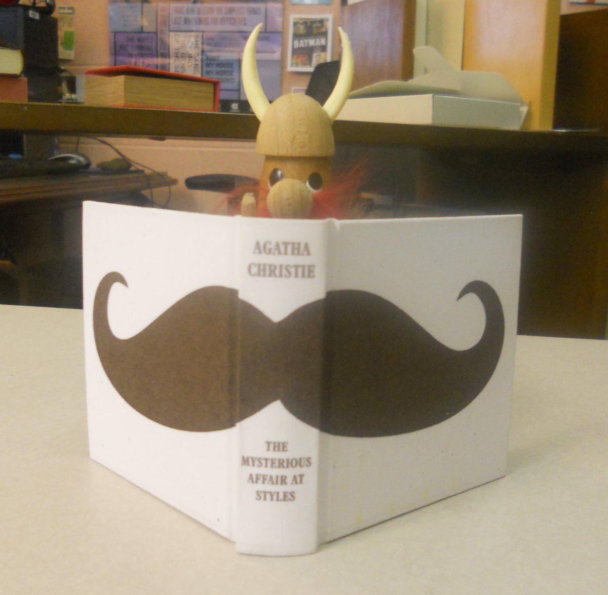 Viking_Lars7's tweet image. Do you like my moustache?! I love #miniature #books from the #LillyLibraryIU! ow.ly/SC9mP @iulibraries