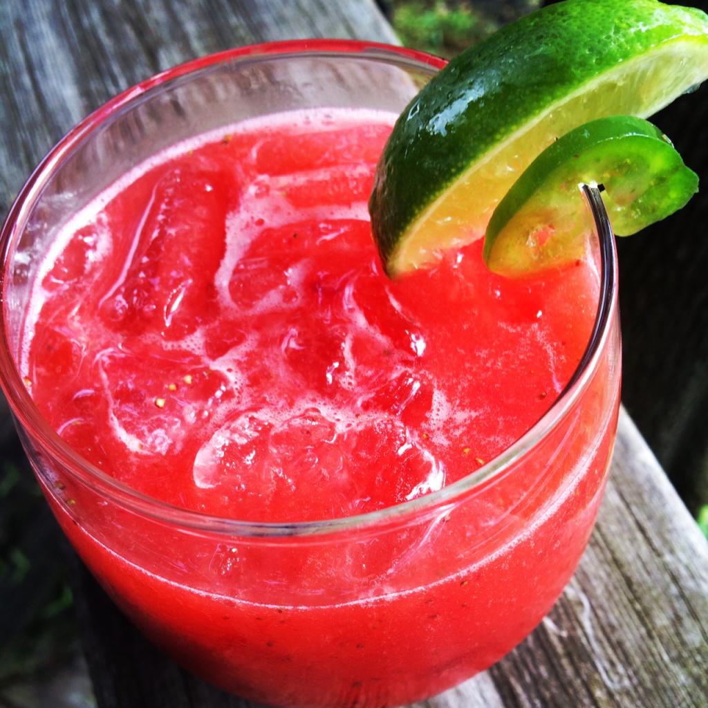 Boozygirls's tweet photo. Serrano Pepper Tequila and Spice and Everything Nice http://t.co/mkG9jfYcdx http://t.co/9Vdxu0c4gl