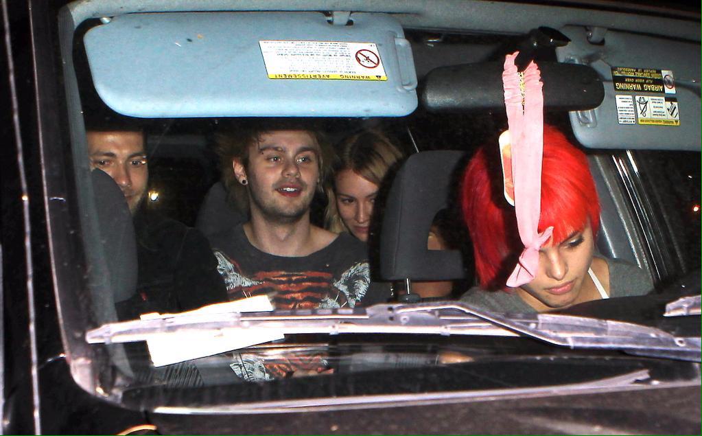 bryanasdivas's tweet photo. Bryana, Michael, Nia and Matt leaving The Foo Fighters concert last night! http://t.co/UfJZ1O6xv5