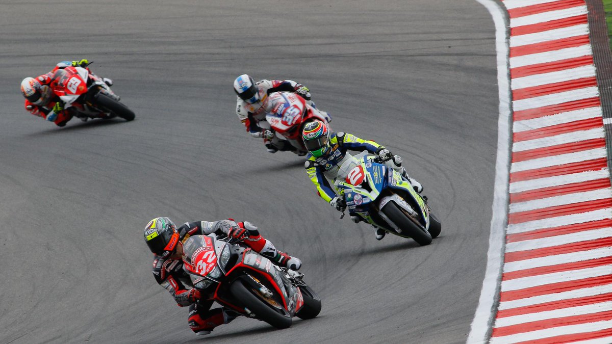 #WorldSBK <a href="/lorysava32/">Lorenzo Savadori</a>, <a href="/tambu_2/">Roberto Tamburini</a> and the point that can make the difference: worldsbk.com/en/news/2015/S…