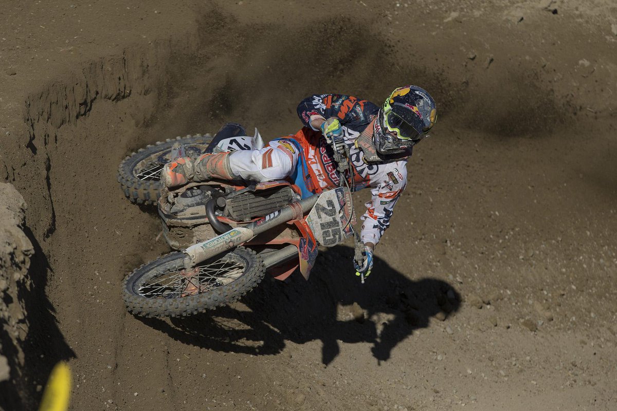 dbrmagazine's tweet photo. . @DeanWilson15​'s Dad has a message for @mxonTeamGB... 

http://t.co/Ee7C2YFfO9

@MaxAnstie @shaunsimpson24 http://t.co/YEuDkmSgSl