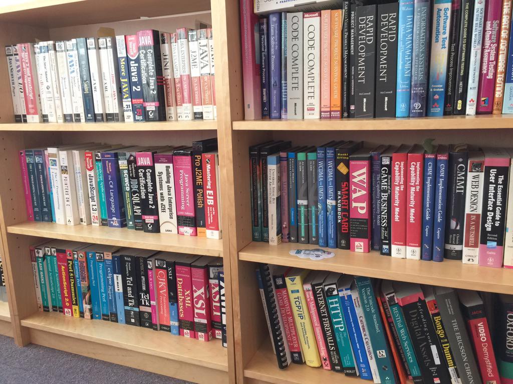 benwood's tweet image. A techy&apos;s library of yesteryear... #WAP #J2ME #GSM