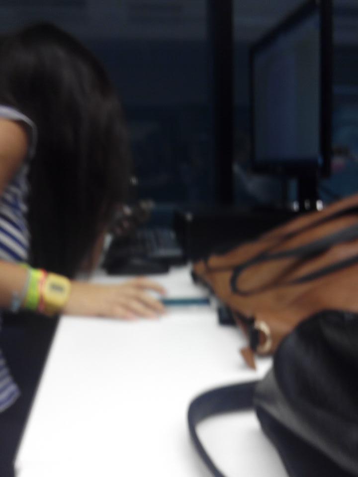 Atendiendo a clase no? Eso decíais <a href="/laurablancop3/">Laura Blanco</a> <a href="/saritaasnchez/">Sara Sánchez</a>