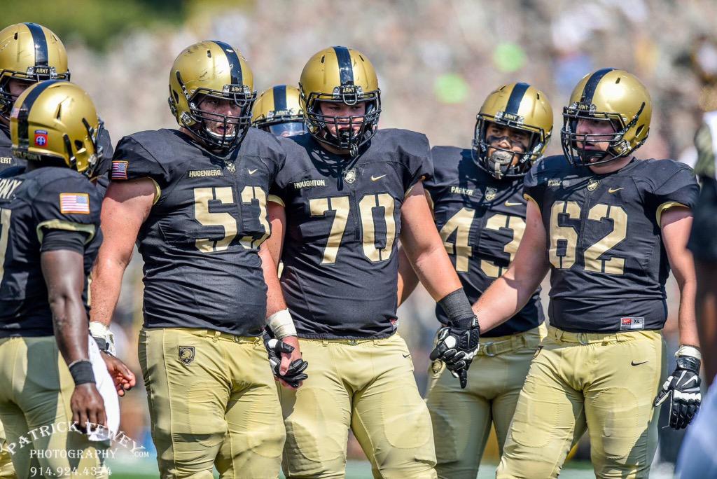 TimBeishir's tweet image. Looking good @mhought24 Long way from 7 to 70 #OLinePride #WAO #stepandstayontrack