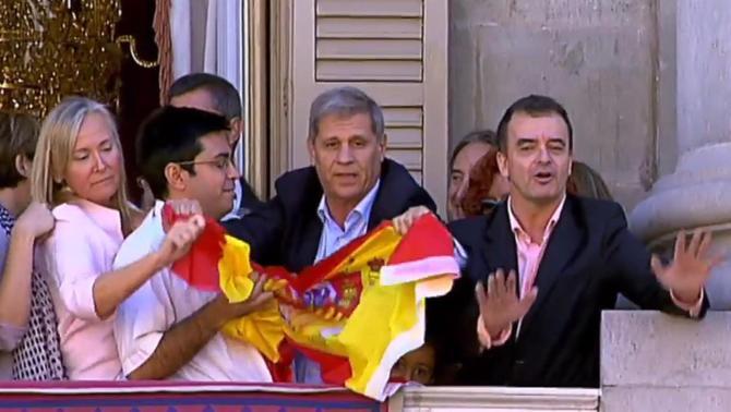 3CatInfo tweet media