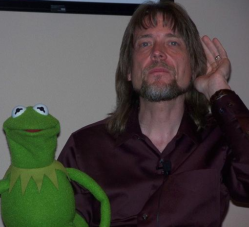 Happy Birthday to Steve Whitmire, the puppeteer of Kermit, Ernie, Rizzo, and Wembley. I hope I can meet you someday! 