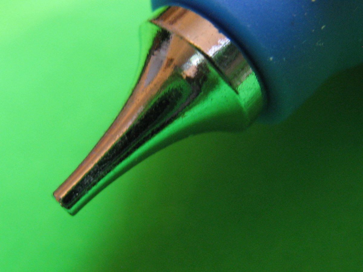 OO er whats this then See here > pagesoftools.co.uk/rubber-dust-bl… Very useful Lots to see pagesoftools.co.uk #tweetuk #KPRS