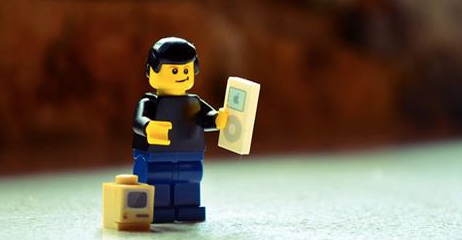 _businesswales's tweet photo. "Think of a company as a machine you design and build." A guide to becoming an #Entrepreneur. http://t.co/RTFJ2JwjKM http://t.co/9xzaNfX6n0