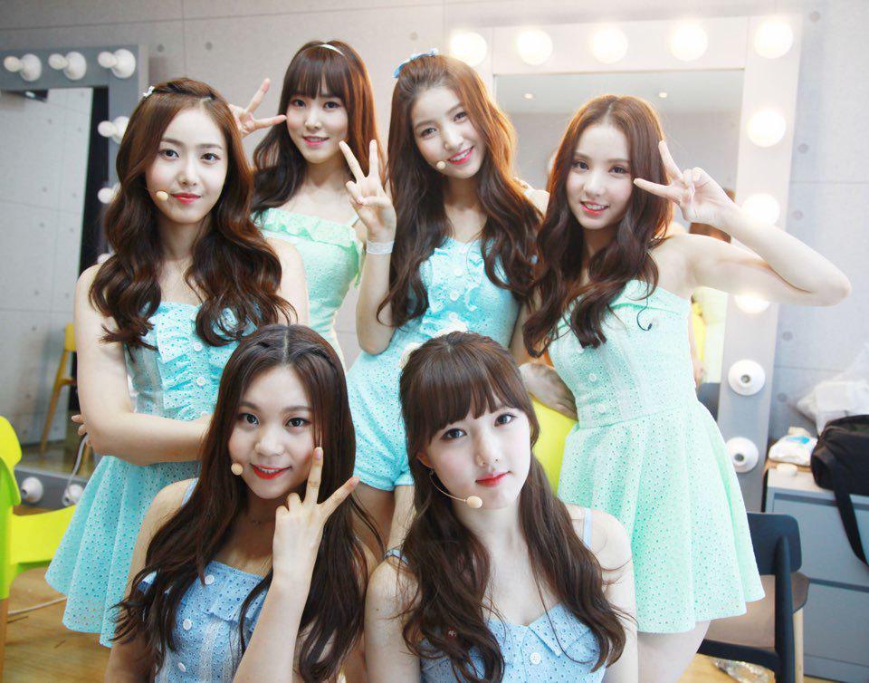 GFRIEND_TH's tweet photo. ขอเช็คกันหน่อยวันที่ 28 พ.ย นี้มีใครไปร่วมเชียร์สาวๆในงาน #SGCsuperliveinTH บ้างคะจะได้นั่งรวมๆกันเนอะ รีทวิตนี้เลย http://t.co/pAVZl3YHFY