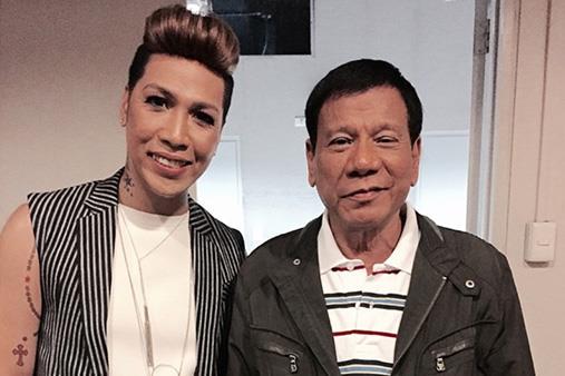 ABSCBNNews's tweet photo. Vice Ganda wanted Duterte to run for president http://t.co/oMSarc3Mwa http://t.co/zmdoPxTZfO