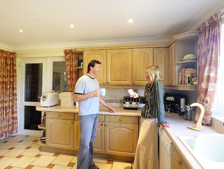 RAFBF's tweet photo. Our seaside cottages provide a perfect home away from home for RAF families. Book a stay: http://t.co/ySFVcFxewZ http://t.co/S6ZJE13DPk