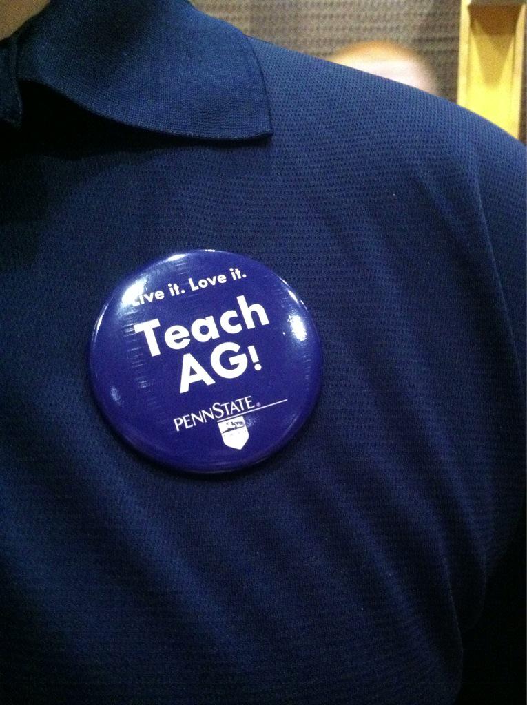 sb_royer's tweet photo. Happy National Teach Ag Day #hookedonpsuaged #tagged15 #psuaged15 @TeachAgPSU http://t.co/Jf3zuplMXv