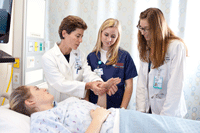The UVA way: Interprofessional education at its best @UVASON and @UVAmedicine. news.nurse.com/2015/09/21/int…