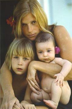Happy birthday Linda McCartney  