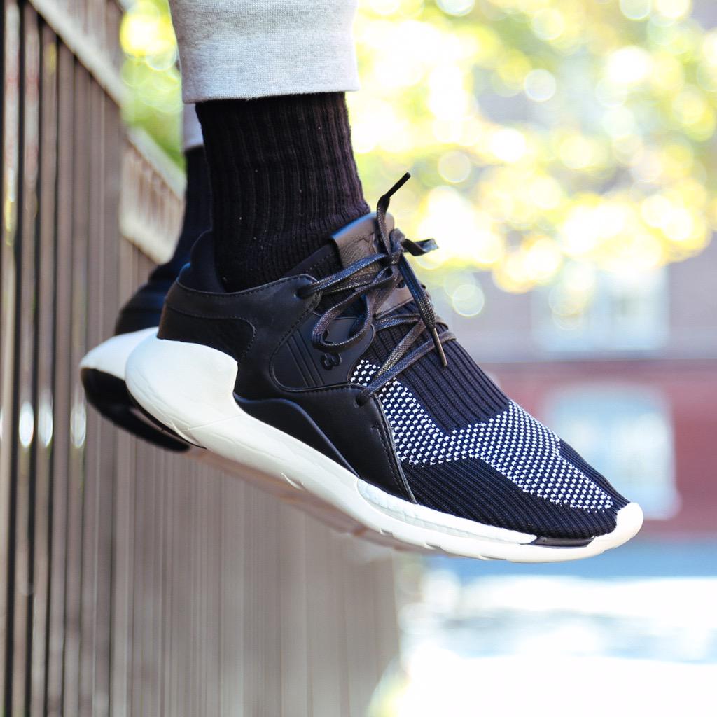 y3 boost qr knit