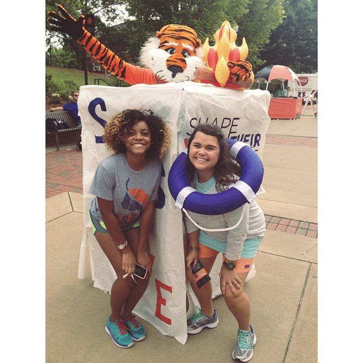 AuburnSOS's tweet photo. @AubietheTiger01 thinks you should apply 4 @AUCampWarEagle &amp; @AuburnSOS and we agree! Info session @ 3 today, Foy 208 http://t.co/8zrkwiRrTe