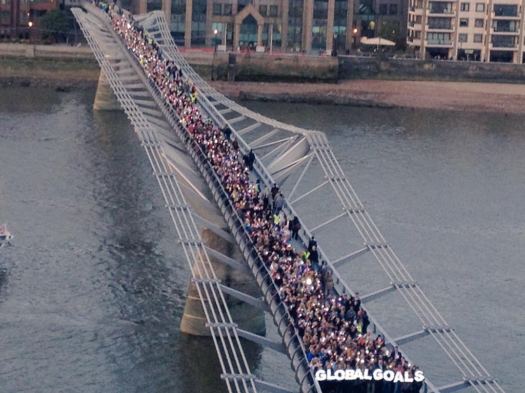 savechildrenuk's tweet image. 15 years. 17 Global Goals. World leaders: we're calling on you to #LightTheWay for a better world. #action2015