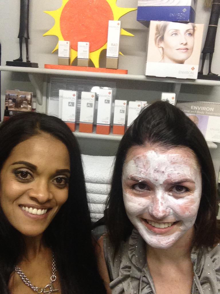 roxy_zowitsky's tweet photo. Tried and tested ! #oldclassic #myfav #claytech @Environ_Global http://t.co/z9V1DTuXow