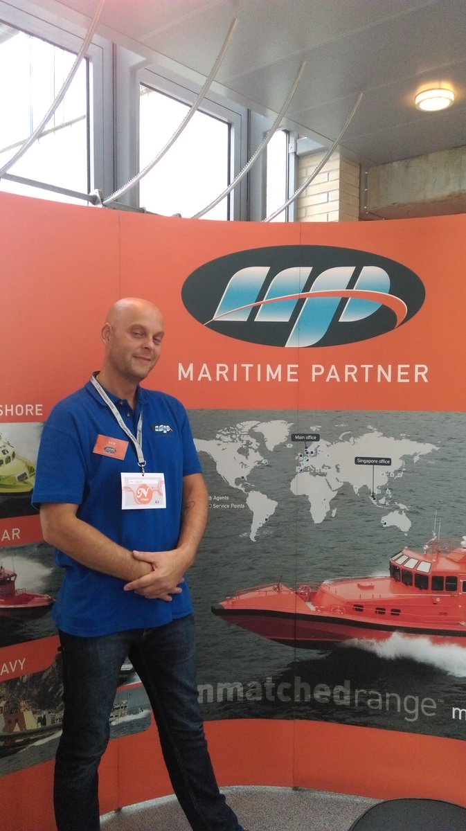 Ocean_Talents's tweet photo. Vinneren av en UnmatchedRange-konkurranse på Maritime Partner sin stand er Fridtjof Hofseth. Gratulerer! http://t.co/manobPYAxu