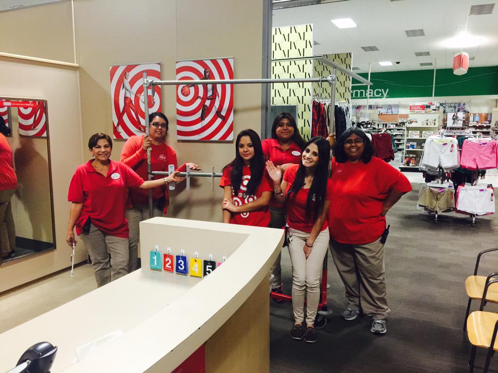 Awesome job to the SL team for leaving #noreshop and a great zone #lodstrong #hardwork #T1523 👖👗👚