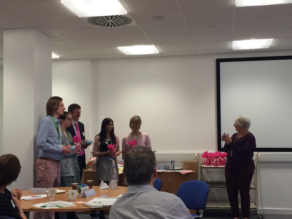 sarahharrisonRD's tweet photo. Truly brilliant summit @LDC_tweets on diabetes self management huge thanks to everyone involved #LDCsummit http://t.co/50v0z9Ha0M