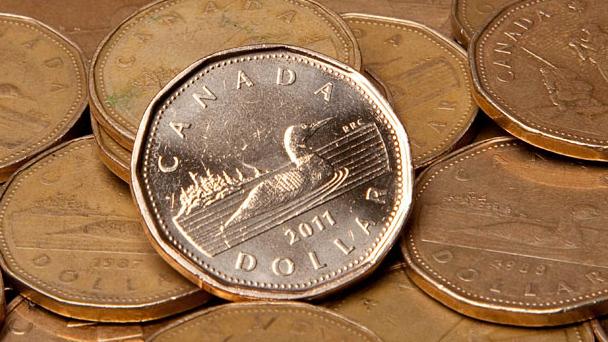 CP24's tweet photo. Canadian dollar drops to lowest point since 2004 http://t.co/1OBQoTbfCu http://t.co/Bd6CwvNSNy