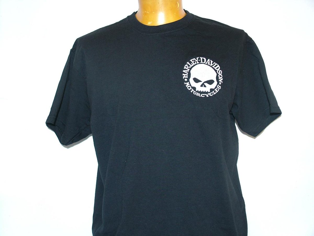 DesignRicamo's tweet photo. T-shirt personalizzate per un amante dell' Harley! :)
#t_shirtpersonalizzate #ricamo #cucito
http://t.co/wDlaeXX6aM http://t.co/NWQK0IW8Rx