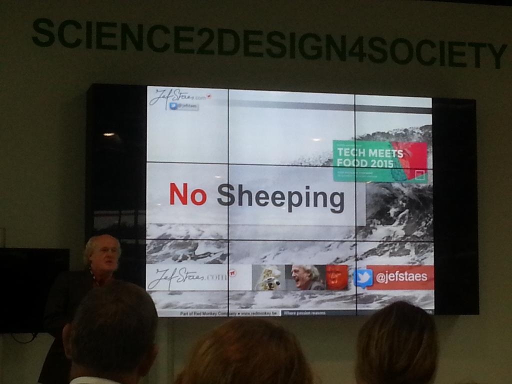 RonaldTwente's tweet photo. @jefstaes begonnen tijdens #TechMeetsFood! http://t.co/lbZaSDzcEa