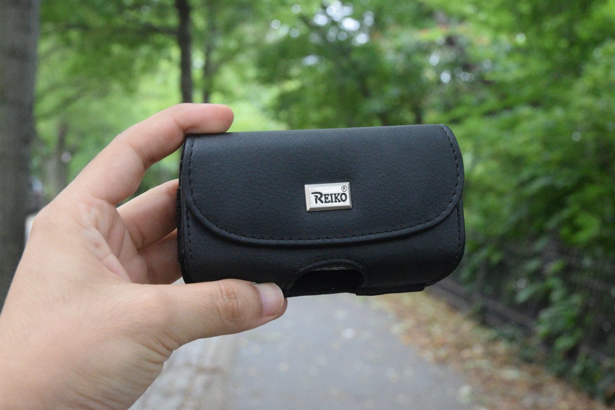 Reiko_Wireless's tweet photo. http://t.co/DSDOGIi3Ny why pay 5X more on pouches, buy in bundle today! and SAVE BIG! http://t.co/rbVY9brqgc