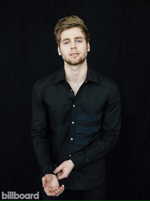 adoreaboutluke's tweet photo. luke for billboard~ look at how beautiful this boy is he brings so much color to life this is the prettiest thing http://t.co/pLtuubfpxS