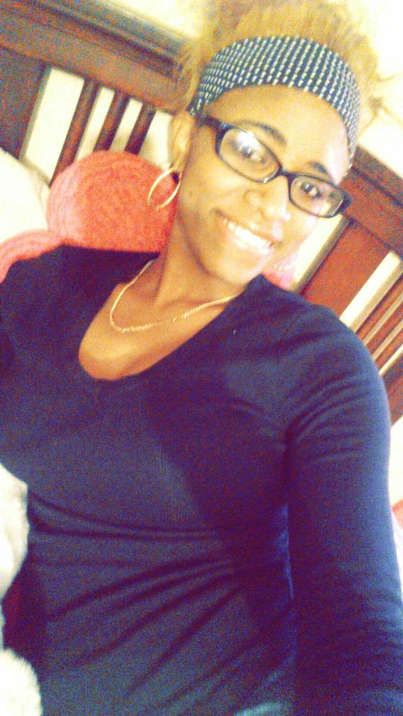 Aisad1_'s tweet photo. #heythere SC : aisad1 💋 http://t.co/7JB2ZxD2DC