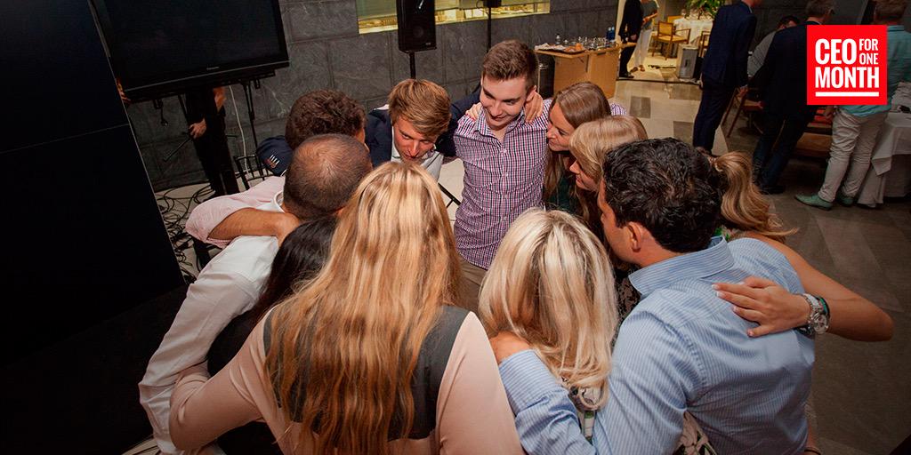 its___samantha's tweet photo. Day3 #BootCamp at the last dinner 😚👍
Best team 😮💪
@AdeccoWaytoWork #GlobalCEO1Month #CEO1Month http://t.co/p6m15jvycc