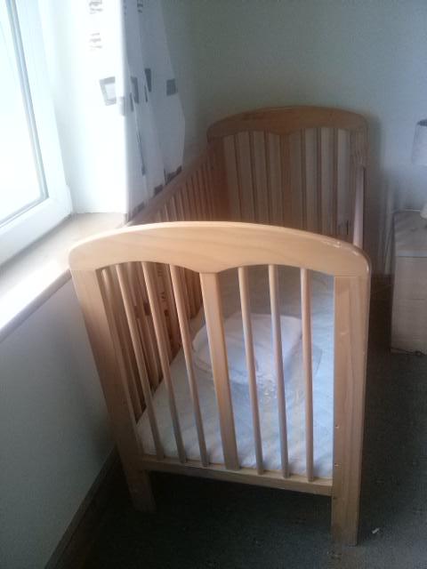 Damo810's tweet photo. Hopefully I won't be needing this anytime soon #CollegeAccommodation http://t.co/ODcW314row