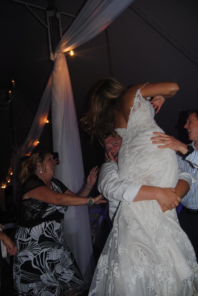 deLeeuw_44's tweet photo. When you know your wedding is starting to get out of control @Chopsuey61 @wilkie_44 @a_campbell2 http://t.co/YLJkSxtIpd