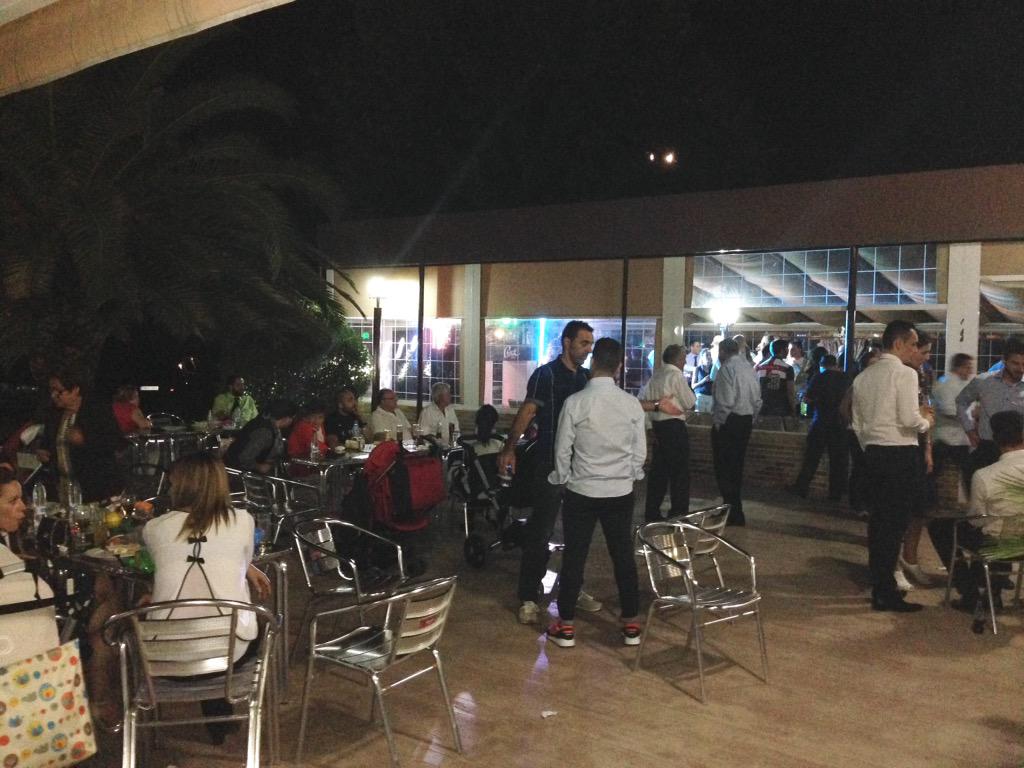 RESTAURANTEEDEN's tweet photo. Las noches se alargan cuando se esta agusto... http://t.co/agsQIRQo5G