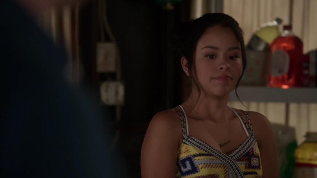 abcfamsquad's tweet photo. Matt DOES NOT wanna be around Mariana. At. All. @cierraramirez @TheFostersABCF http://t.co/s5d4sFk8Vp