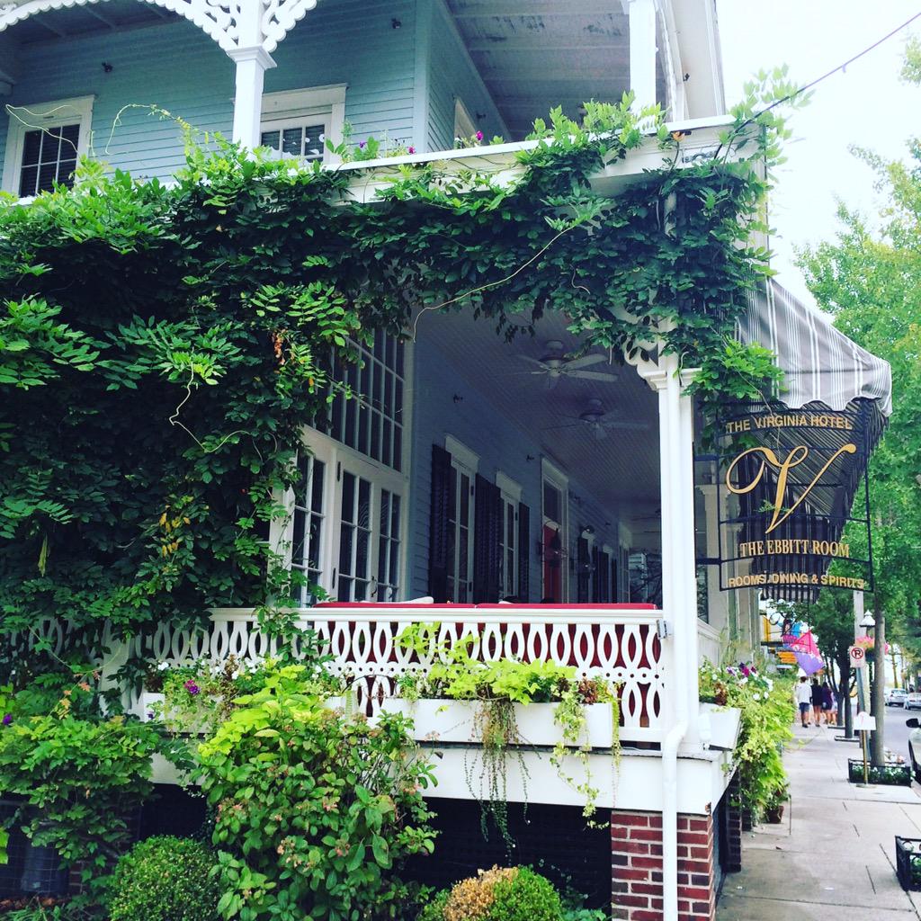 Virginia_Hotel's tweet photo. Greetings from Jackson Street #CapeMay http://t.co/o8aTjRErVn