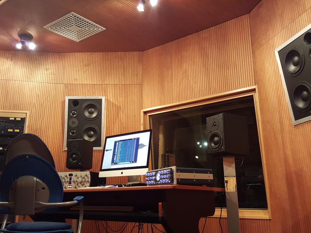 Melcom2005's tweet image. Coffee break. 😊