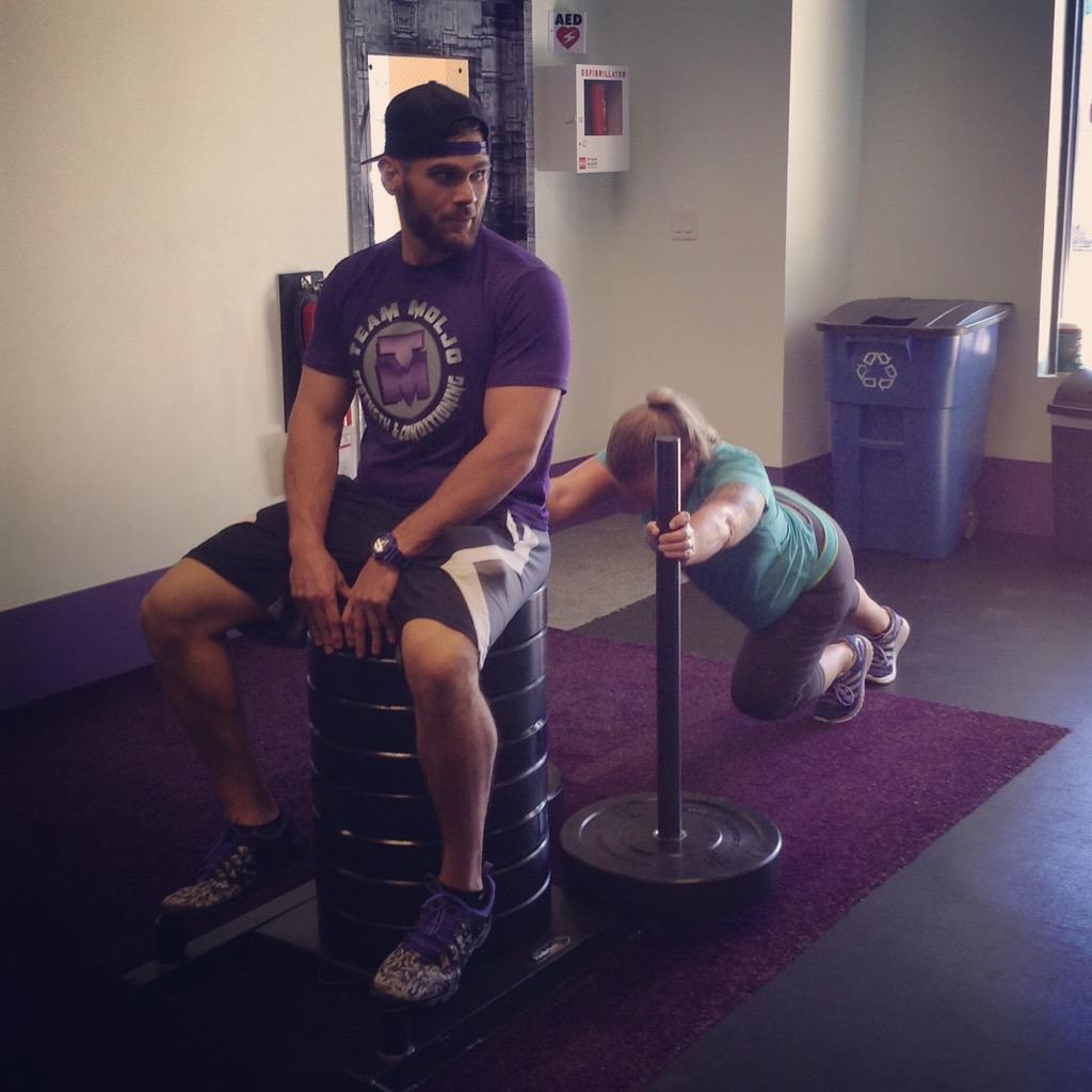 TeamMoljo's tweet photo. 735 pounds!! Yea Janet!!! 💪🎉💜 #TEAMMOLJOSTRONG #teammoljo #putnamvalley #tmsc #bleedpurple #sled #735 http://t.co/2T9BL0m0S9