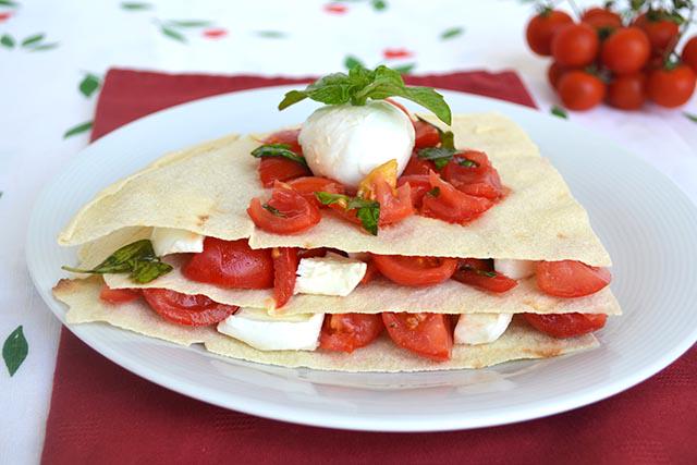 MisyaRecipes's tweet photo. A savory mille-feuille? Yes, with #carasau bread, directly from Sardinia ;)
http://t.co/0VivAq5Ocy http://t.co/OoznST36PO