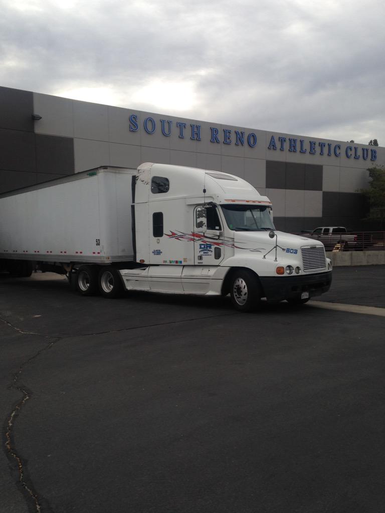 SouthRAC's tweet photo. Looks like we have a special delivery! http://t.co/9tyttbyYVy