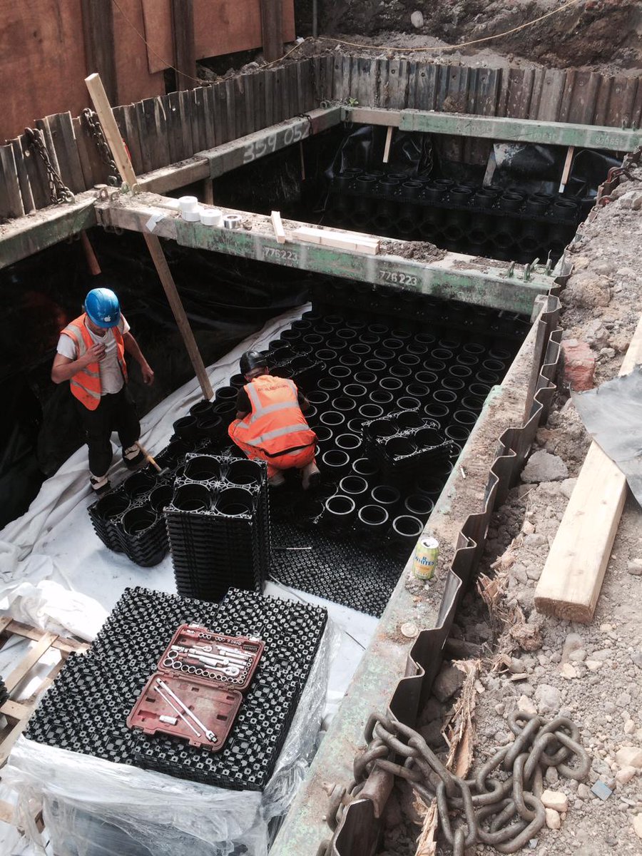 RBB_GROUP's tweet image. The @RBB_GROUP working on a truncation tank. Well done lads for the hard work. #NorthernPowerhouse