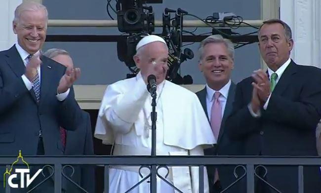 RaymondArroyo's tweet image. Pope blessing children on Speaker’s balcony.  Speaker Boehner weeps.