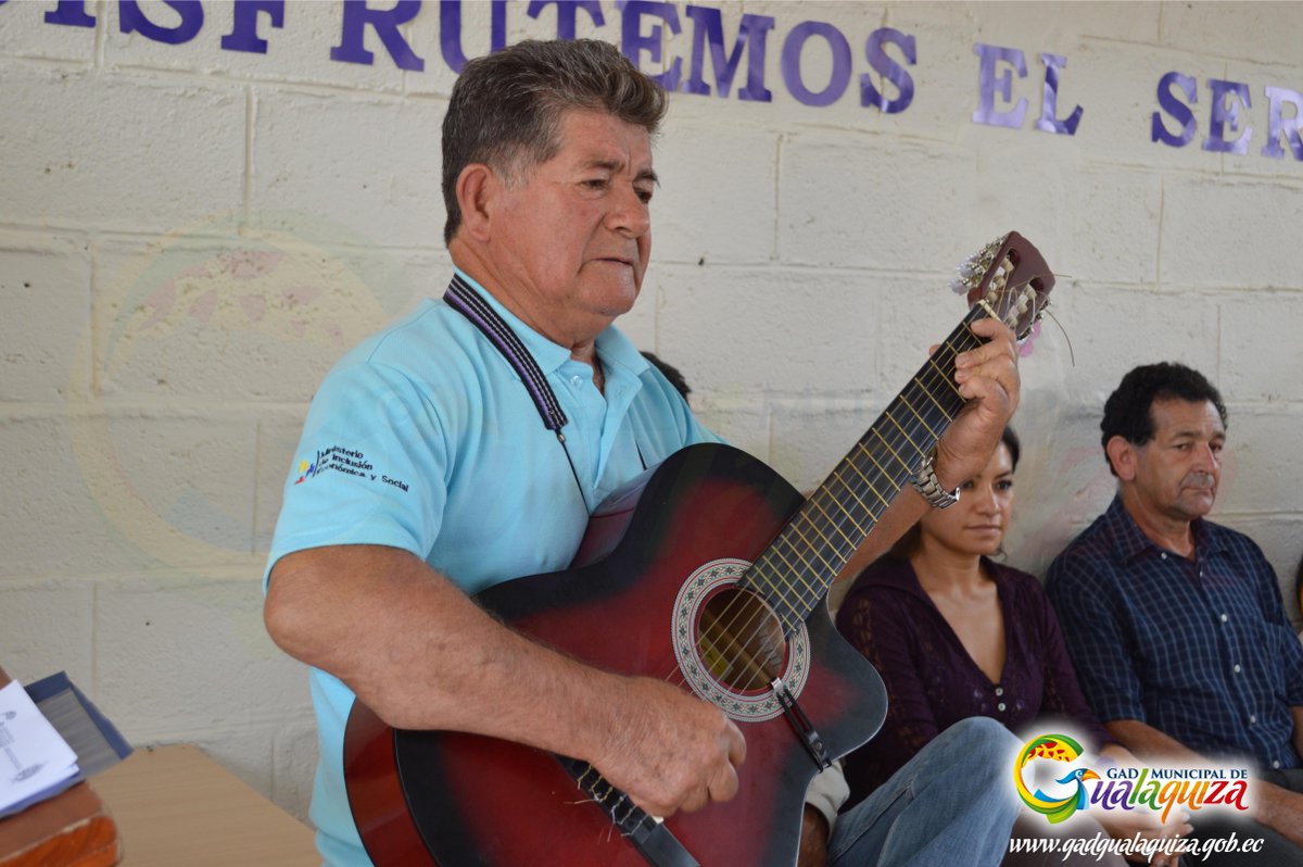 GADMGualaquiza's tweet photo. Nuestros Decanos de la Vida se reunieron en un encuentro y regocijo con las autoridades municipales de #Gualaquiza http://t.co/7mFnapC1fq