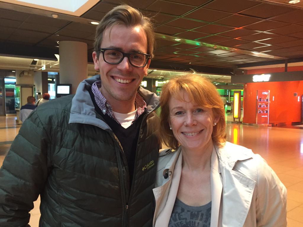 Dr Johannes Wimmer Sur Twitter Obwohl Ich Einige Sendungen Bei Der Ndr Visite Bin Treffe Ich Erst Heute Die Moderatorin Vera Cordes Am Flughafen Http T Co Nmn2dt7zbc