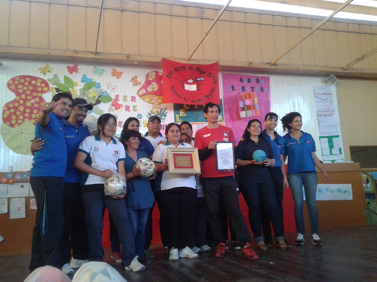 EscBernabelopez's tweet photo. En la jornada de bachata de zona norte http://t.co/WQ4CvmD5wI
