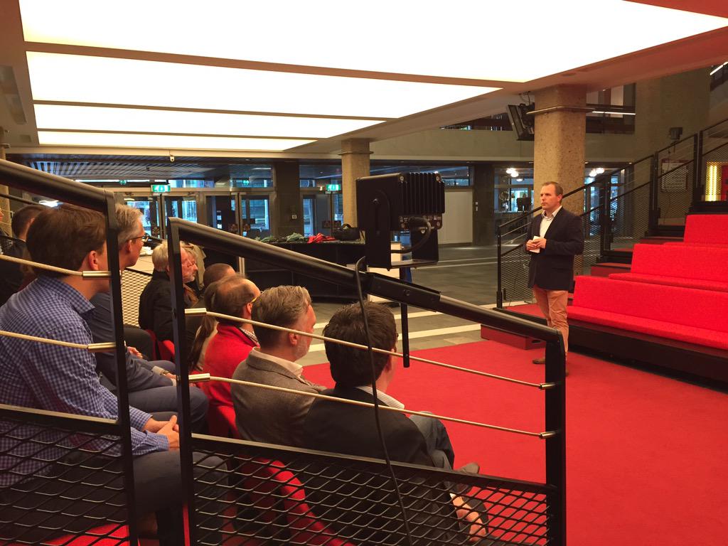 7SEndeavour's tweet photo. Een smartgrid heeft voor het hele gebied voordelen vertelt Marco Bakker @Eneco #DGBW #7SE http://t.co/MyiVA6VRQQ