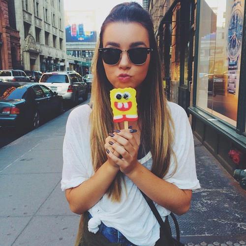 Happy birthday to the best youtuber ever i love you so much you are my fave 